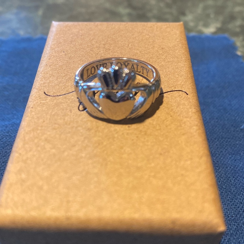 Stainless steel claddagh ring size 6